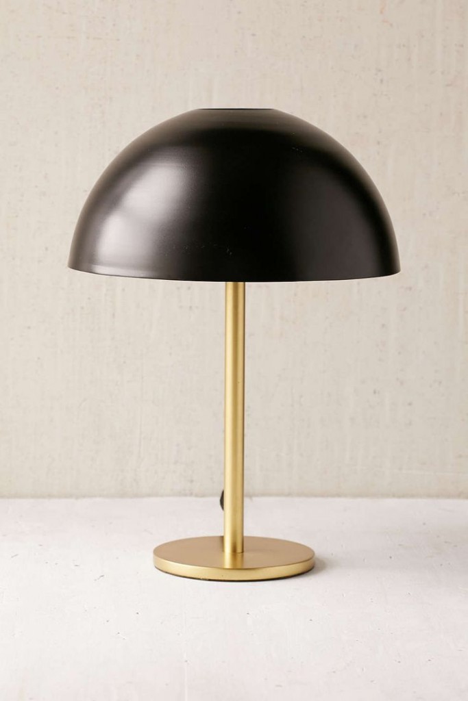 iris-dome-table-lamp