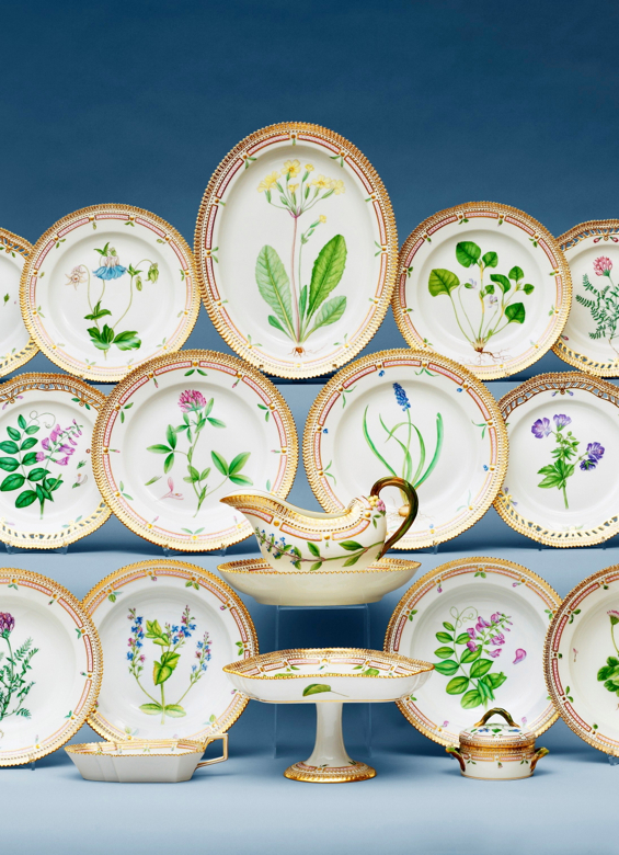 royal-copenhagen-danica-flora-service-porcelain-china-denmark-danish