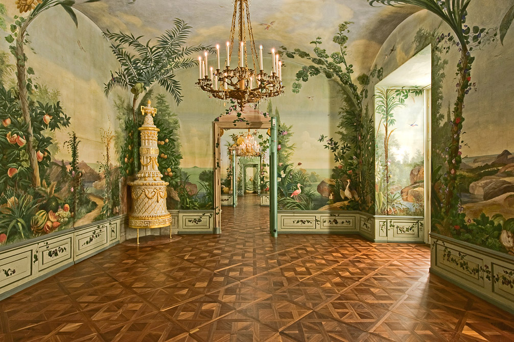 Schönbrunn-Palace-Vienna-Bergl-Rooms-Austria-Mural-Walls-6