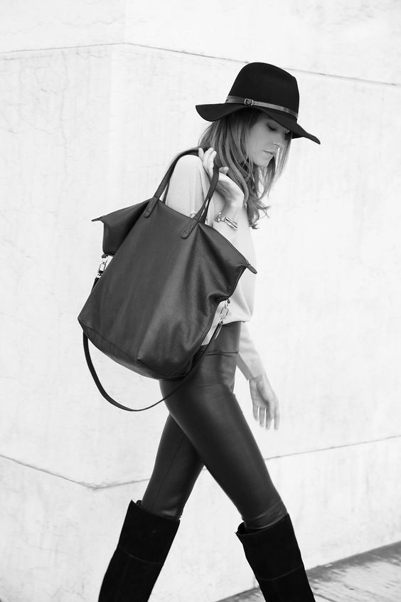 cuyana-leather-tote-bag