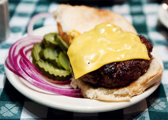 jgmelon-new-york-burger-upper-east-side-restaurant