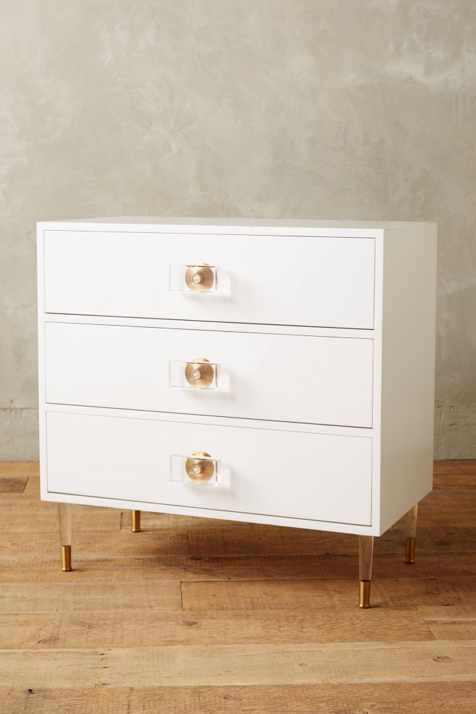 lacquered-three-drawer-regency-dresser