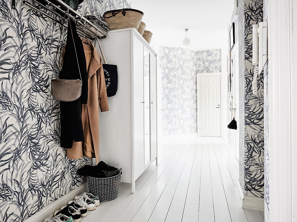gothenberg-sweden-apartment-scandinavian-design-interiors-minimalist-6