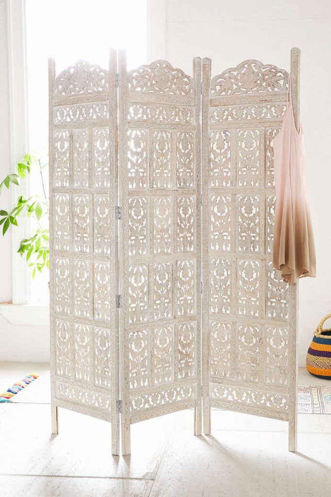 wooden-carved-folding-screen