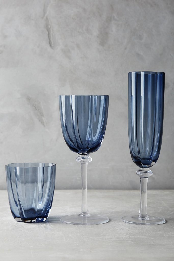 blue-scallop-glassware