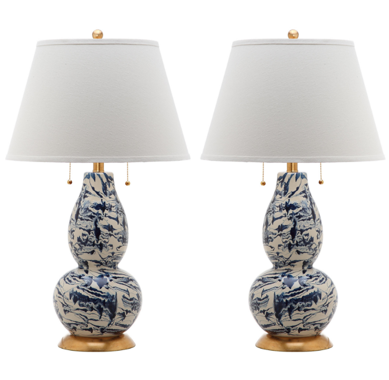 blue-and-white-swirl-table-lamp