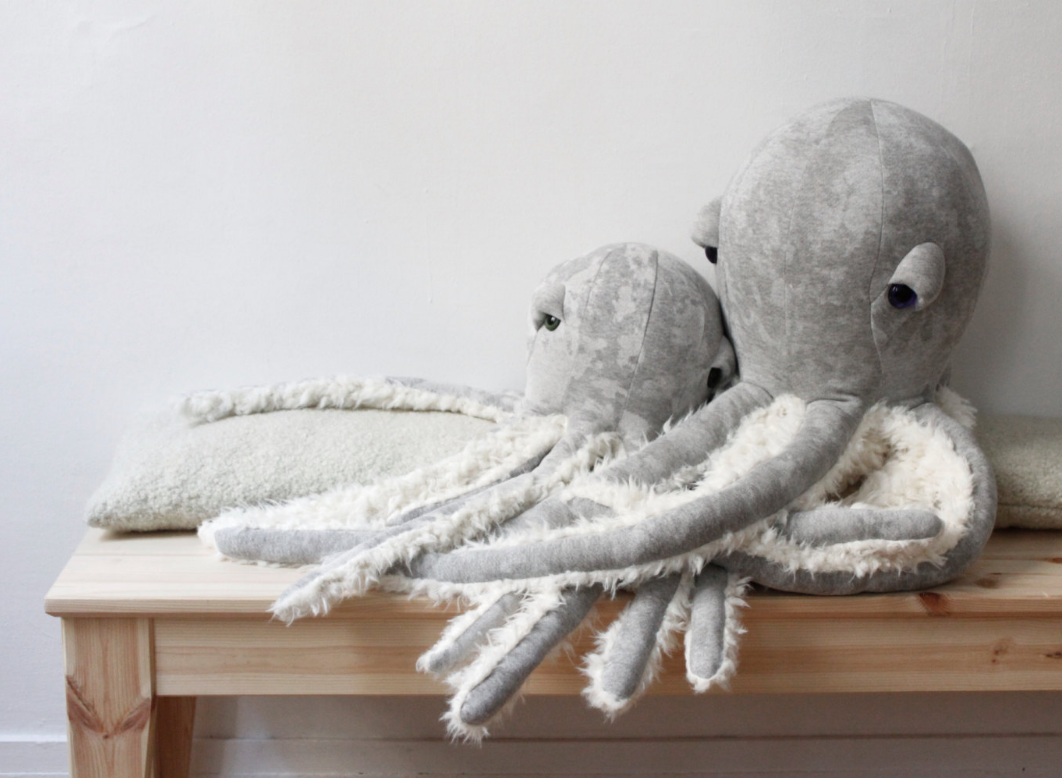 big-stuffed-octopus-animal-etsy-paris-1
