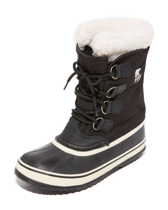 sorel-winter-carnival-boots-snow-black