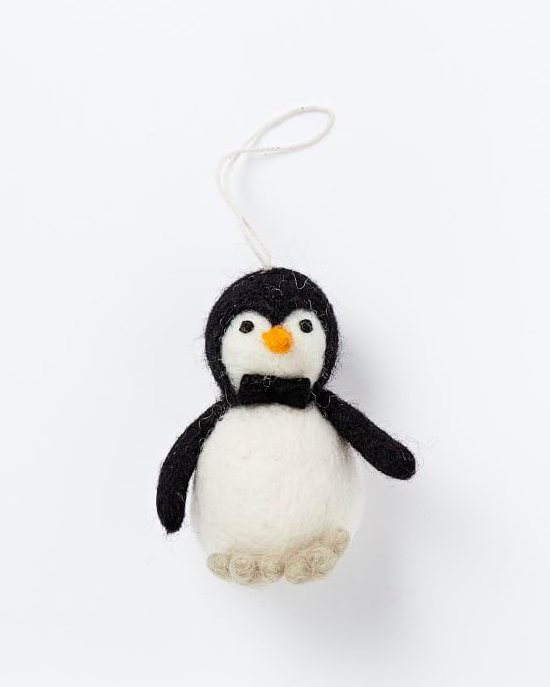 felt-penguin-ornament