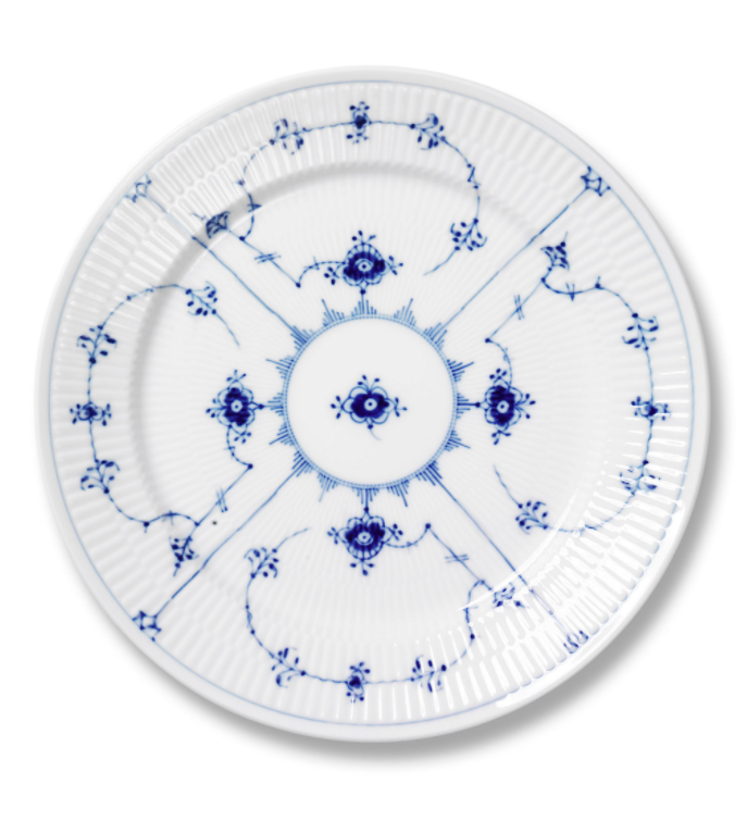 royal-copenhagen-blue-fluted-plain-dessert-plate