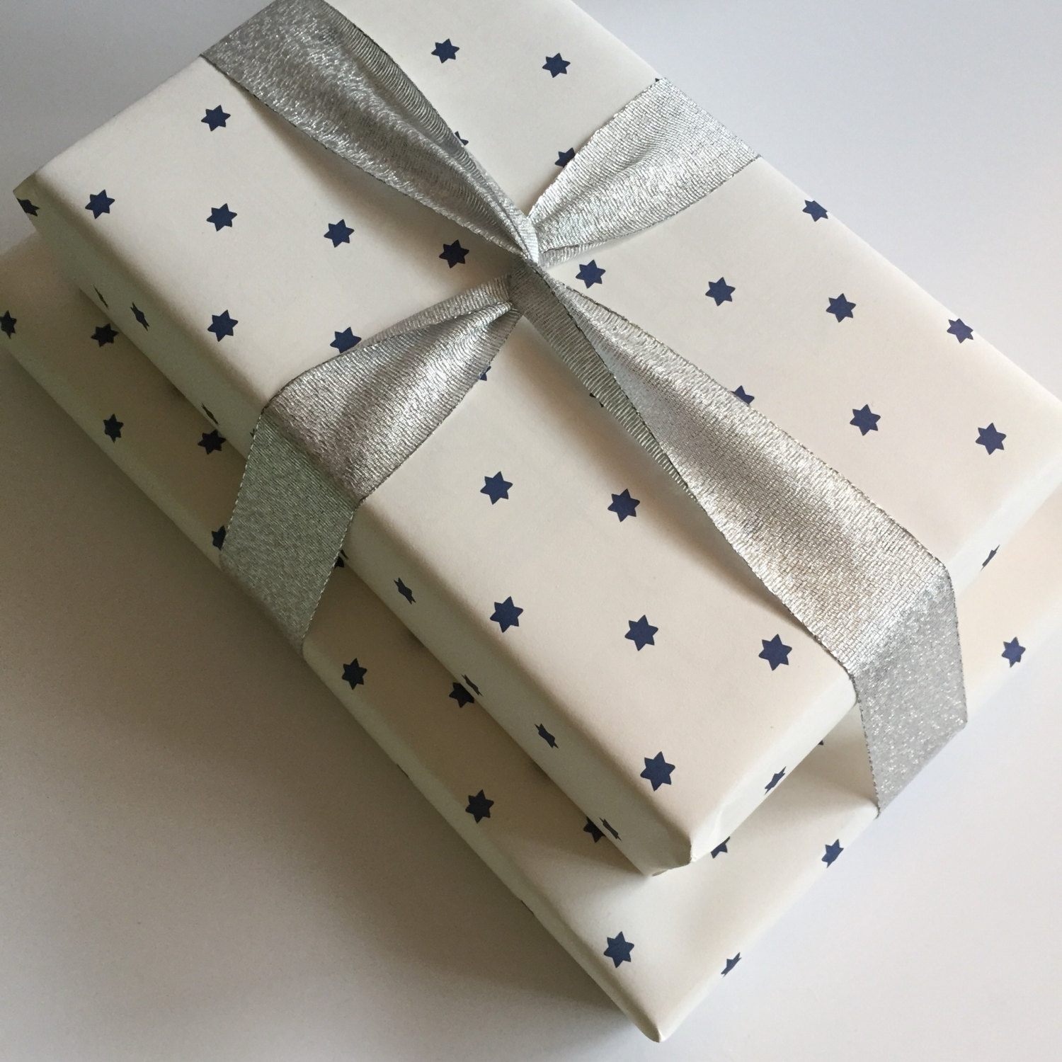 star-of-david-jewish-gift-wrapping-paper