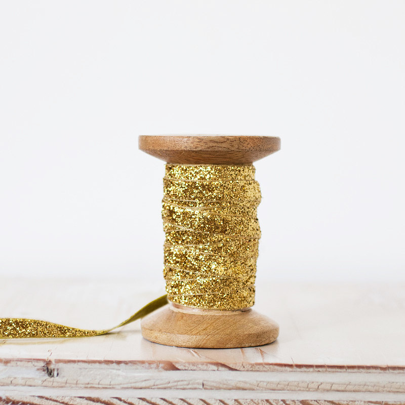 gold-glitter-velvet-ribbon