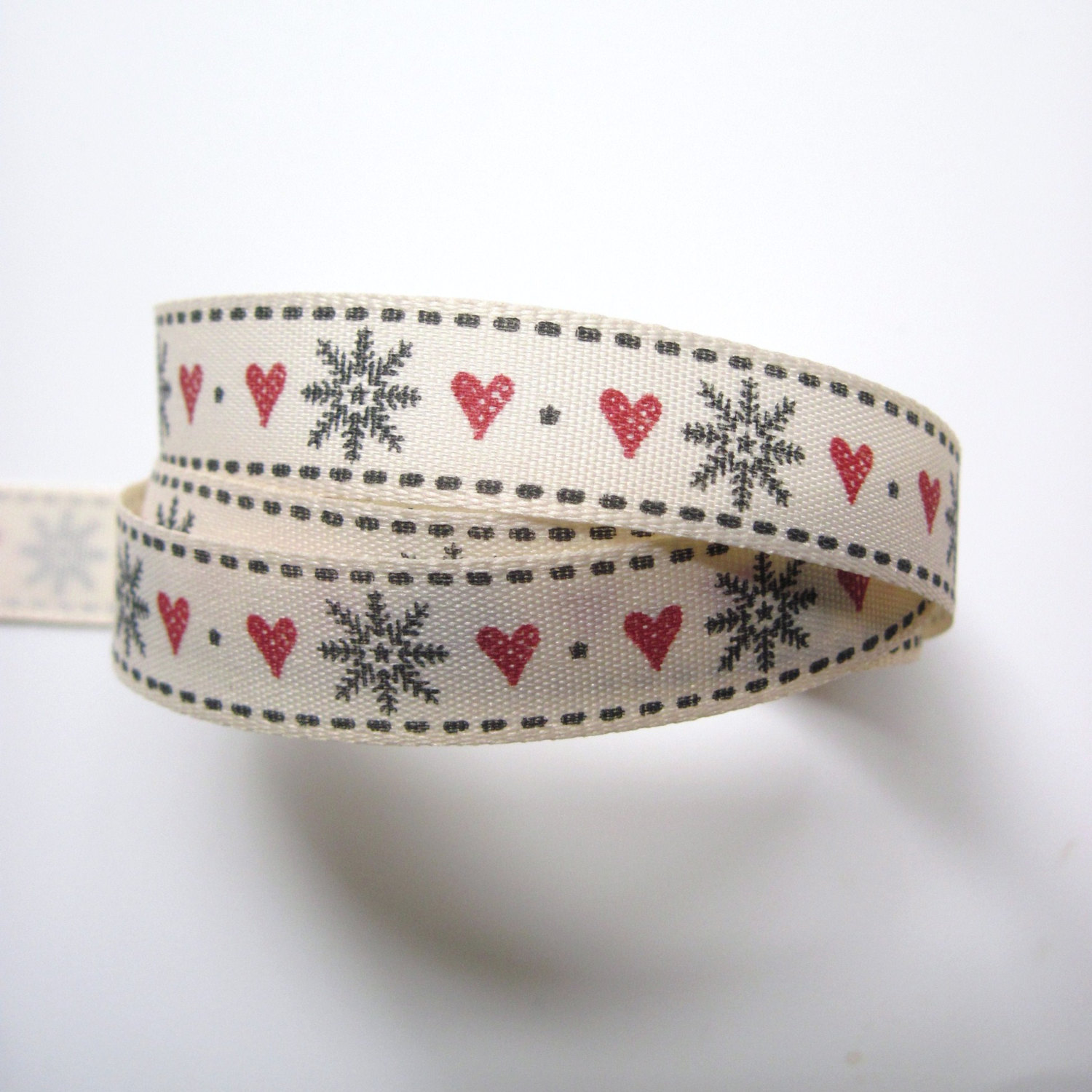 snowflake-christmas-ribbon