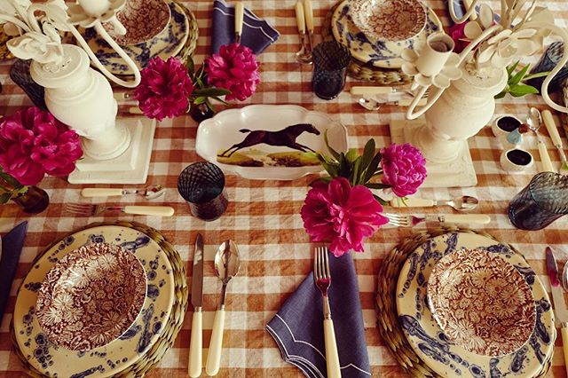 Table setting with gingham table cloth and John Derian for Astier de Villatte in Amanda Brooks new Cotswolds boutique Cutter Brooks