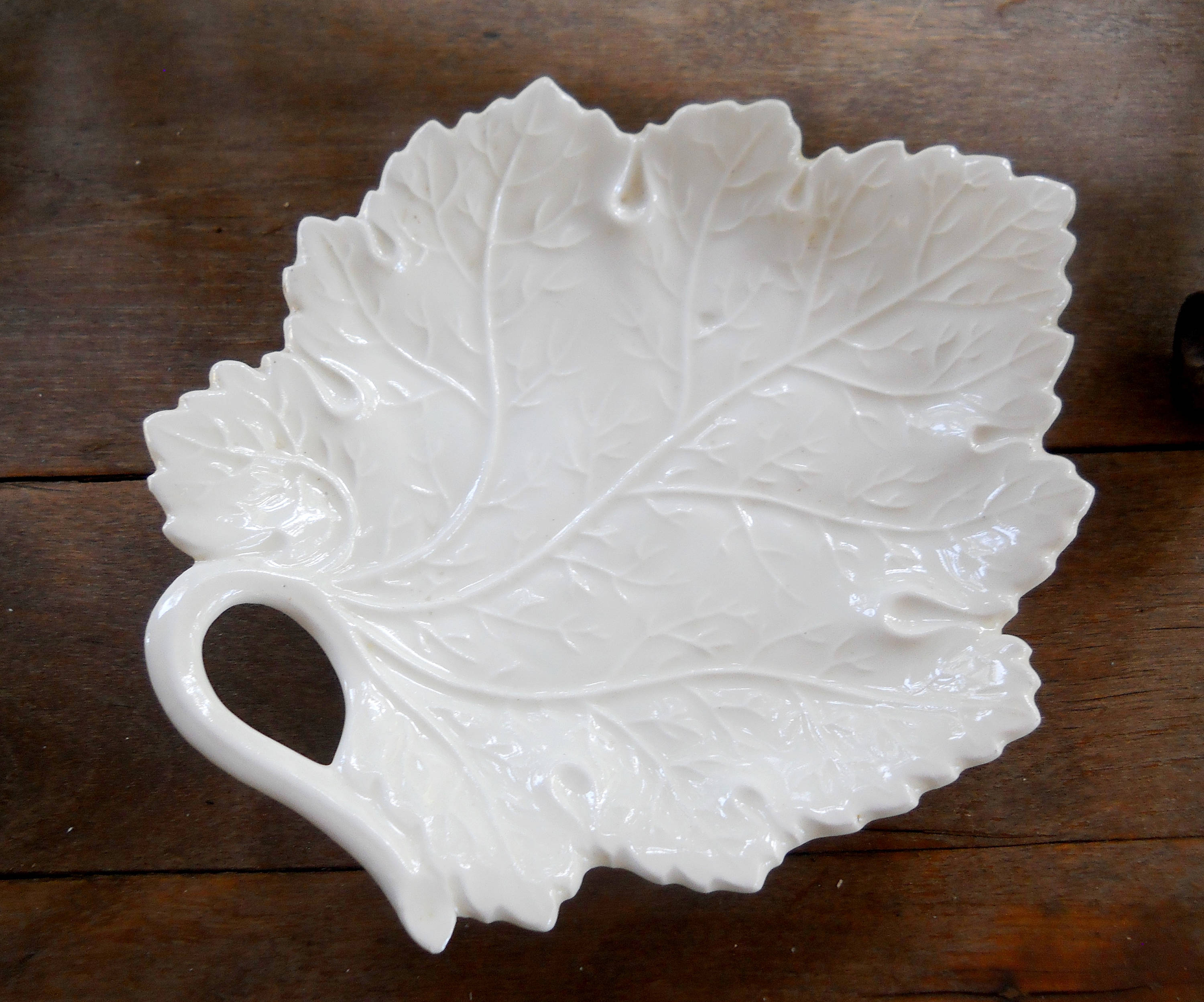 White Leaf Platter Vintage Majolica