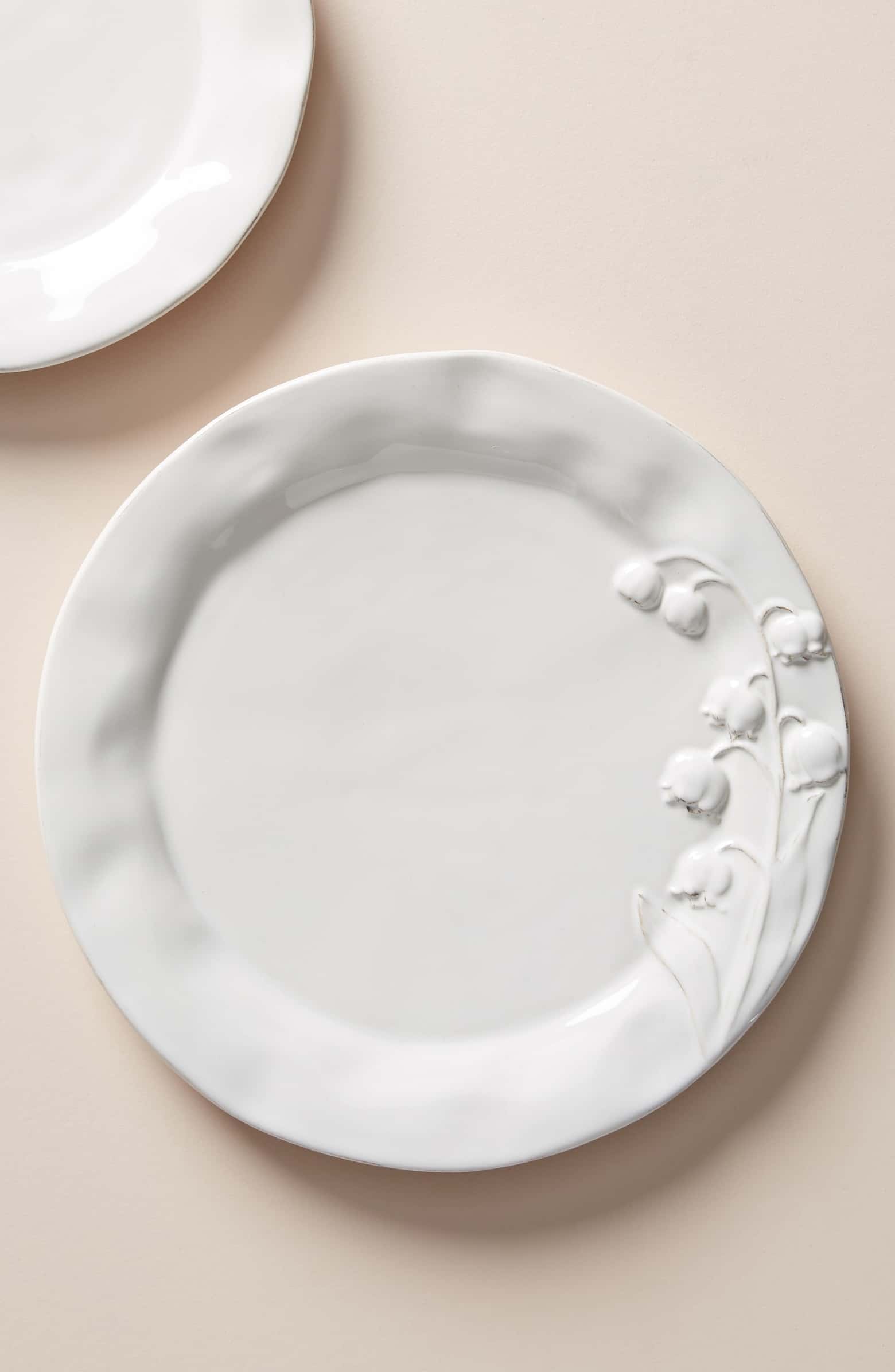Elegant Vintage Dinner Plates