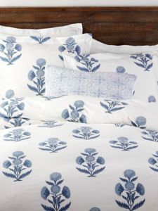 The Daily Hunt: Mughal Flower Bedding and more!