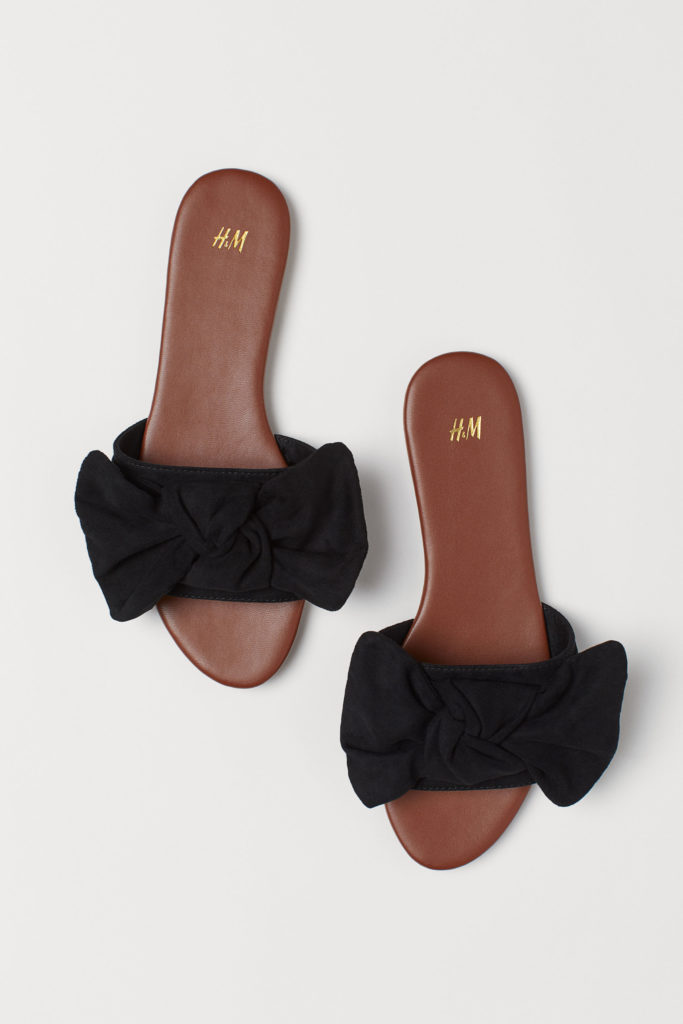 Sandals with Black Bow