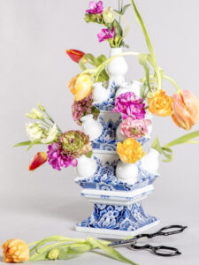 Best of Etsy: Blue and White Delft Vases
