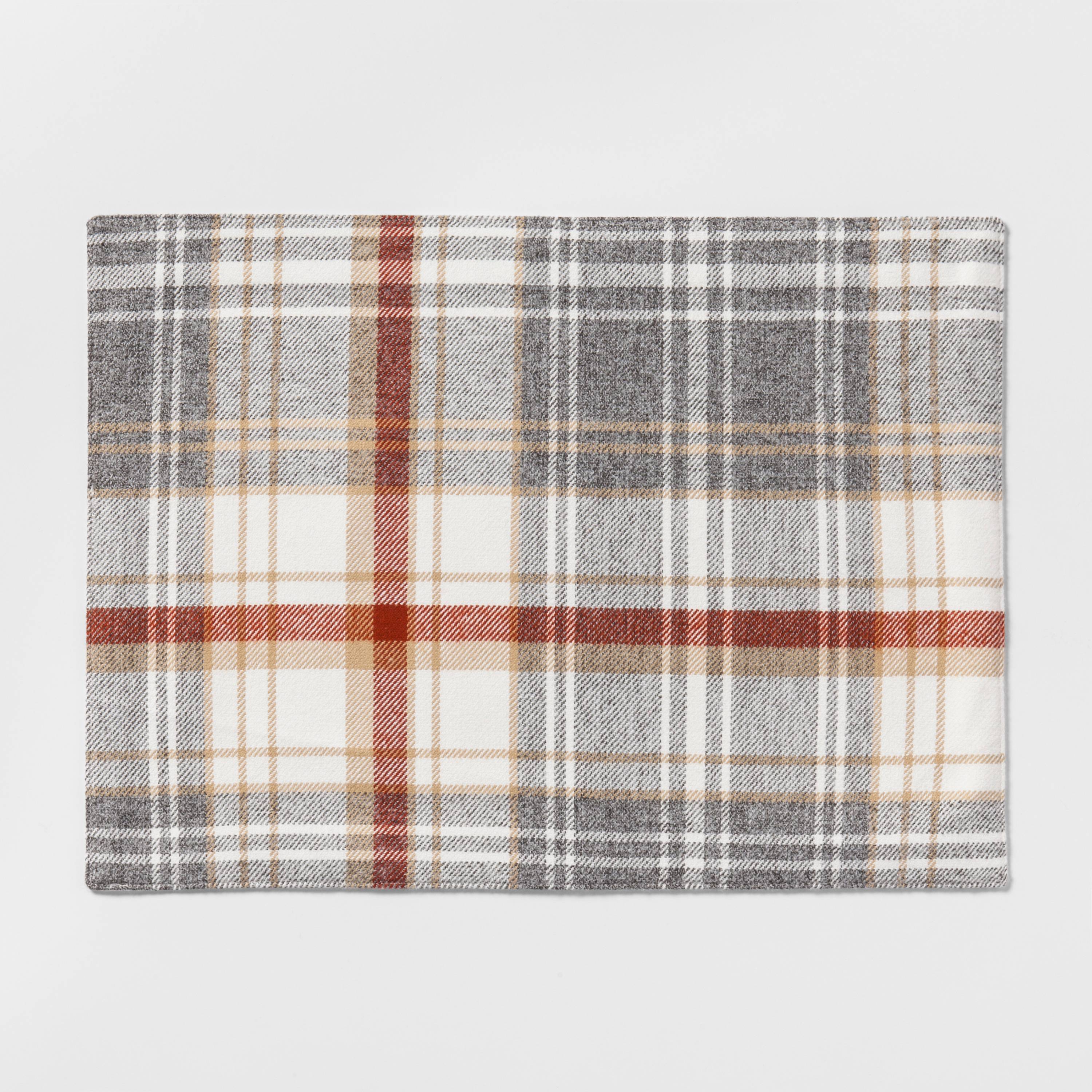 greyplaidplacemat