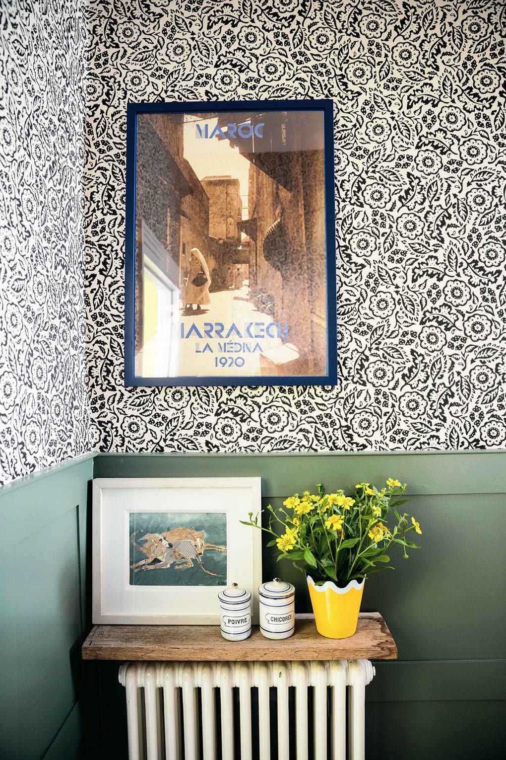 matilda-goad-living-room-house-garden-london-notting-hill-bathroom-green-wainscoting- sanderson-floral-wallpaper - Katie Considers