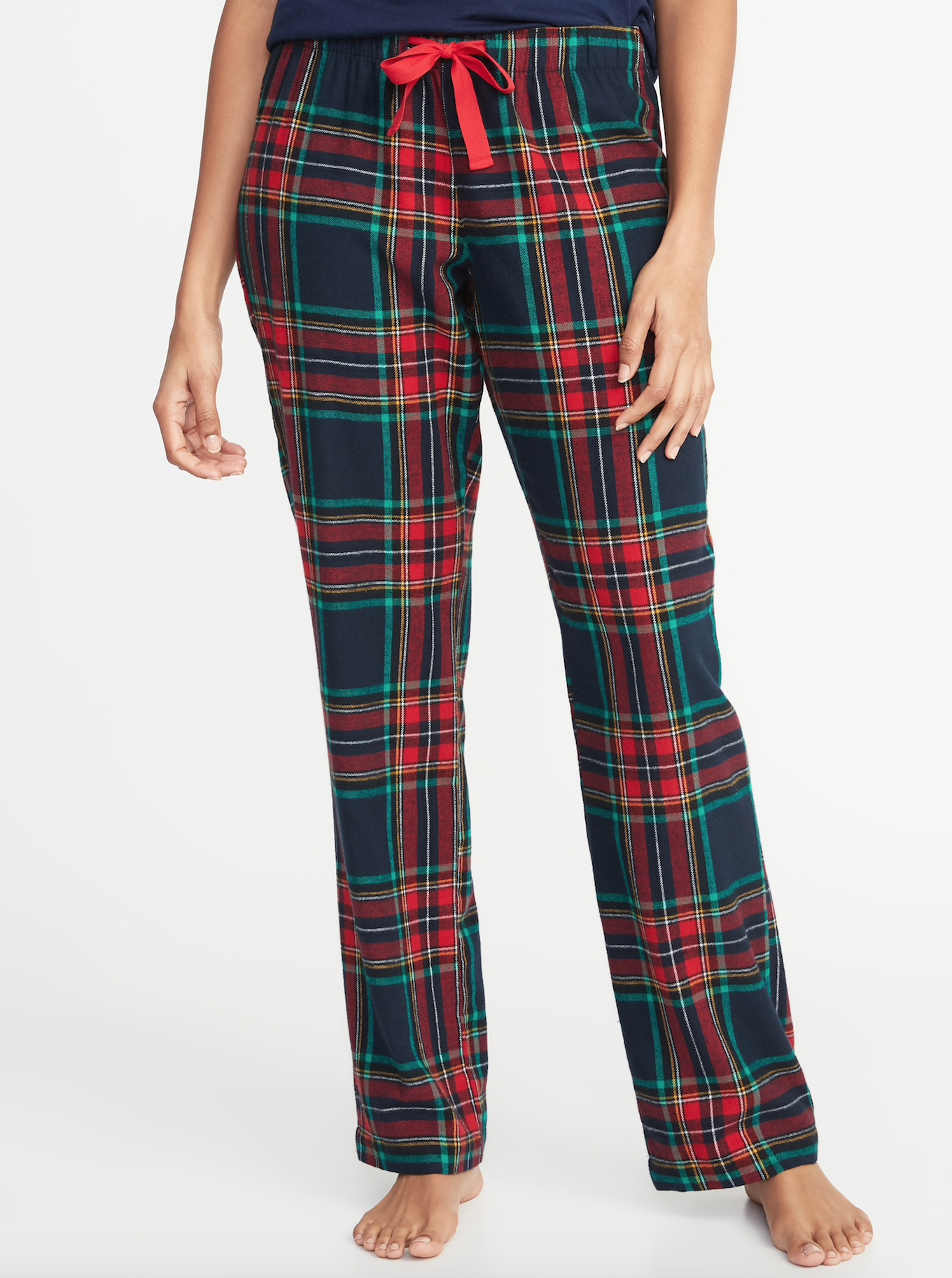 Holiday Pajamas for the Entire Family - Katie Considers
