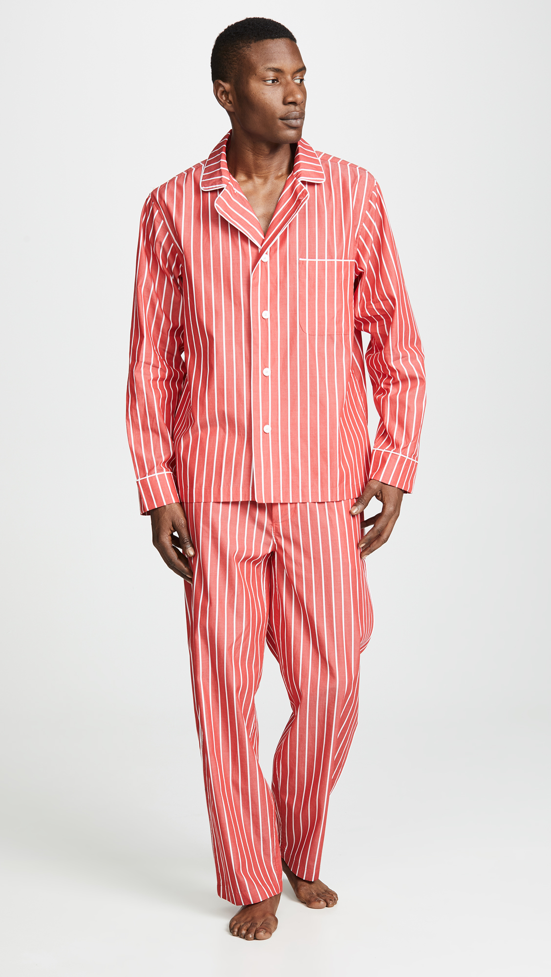 red-stripe-mens-pajama-set