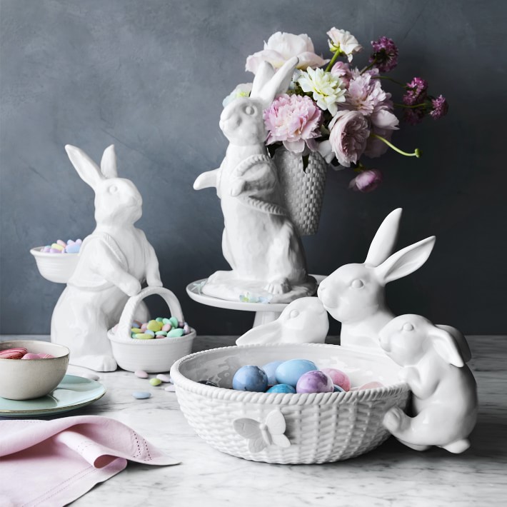 Пасхальный кролик где. Керамический Пасхальный кролик. Посуда с зайчиками. Пасхальный кролик керамика. Посуда с кроликами.