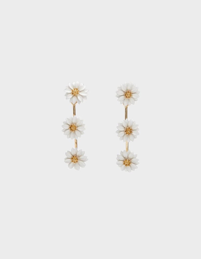 Daisy drop earrings