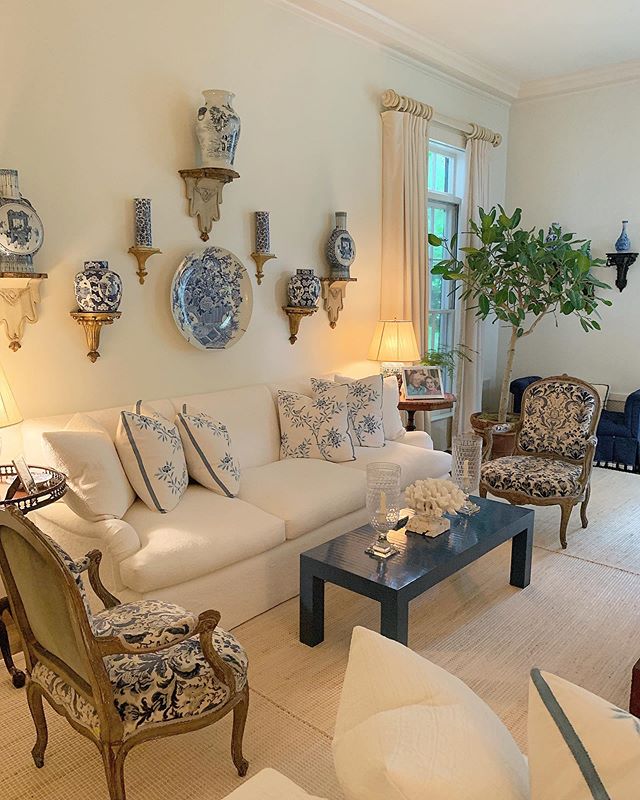 Aerin Lauder East Hampton Home Living Room Blue and White Porcelain