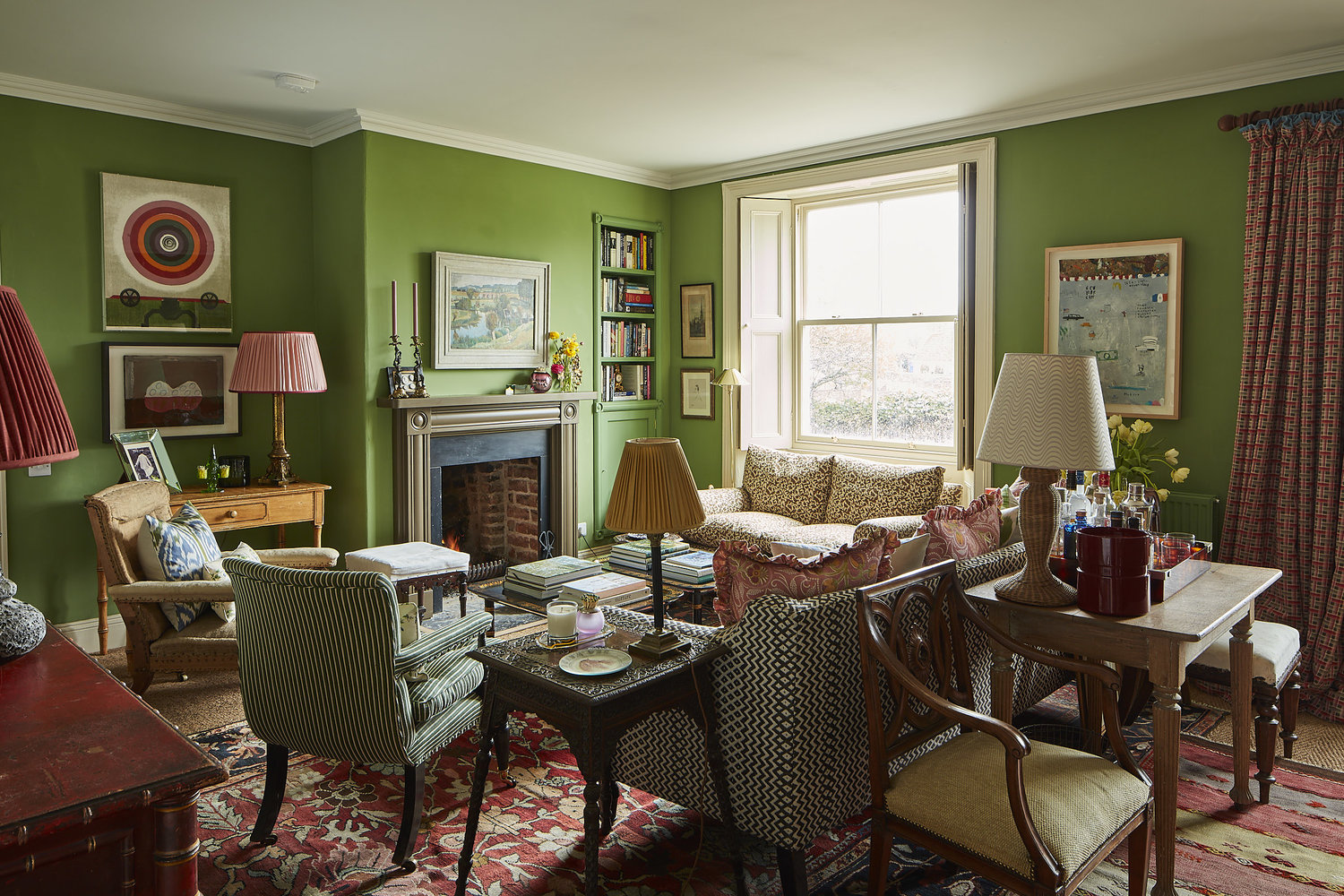 green-walls-living-room-rita-konig-north-farm-england-home