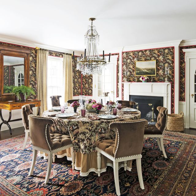 markham-roberts-connecticut-colonial-dining-room-round-table-brown ...